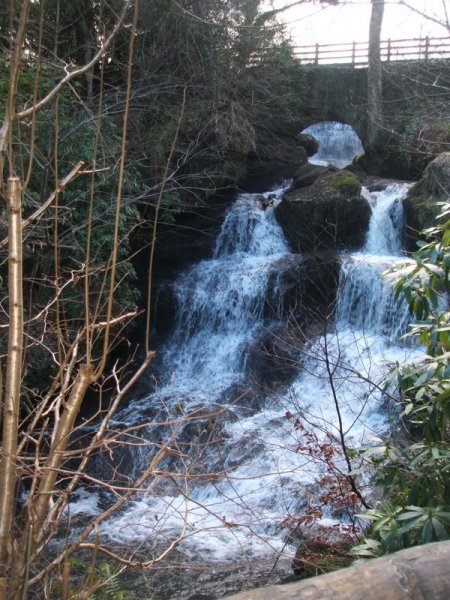 The waterfall at Rouken Glen